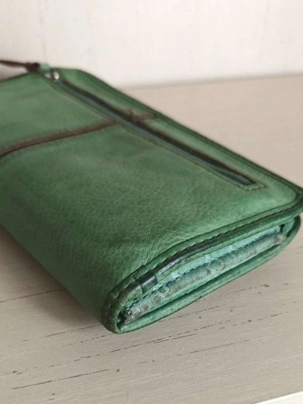 Fossil Maddox Continental Wallet Soft Smooth Green Leather Zip Around